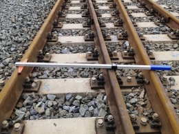 Mechanical Rail Offset Ruler